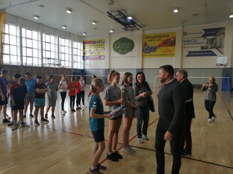 Mikołajkowy Turniej Badmintona Szkół Podstawowych o Puchar Burmistrza Miasta Przeworska - Relacja 
